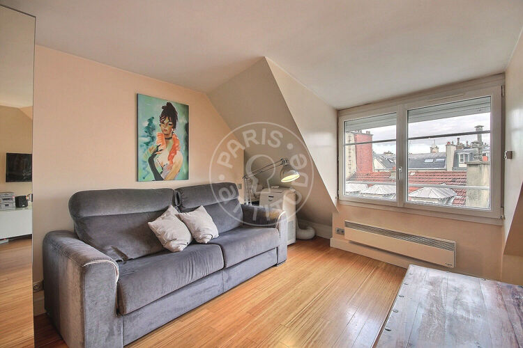 Living room - Furnished studio - Paris 75010 - 16790