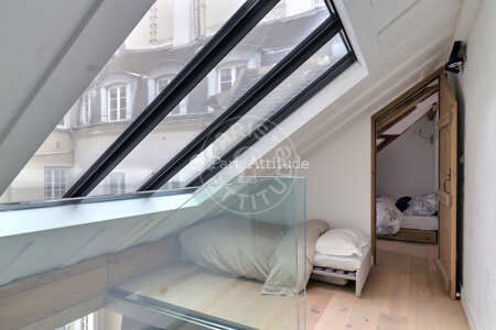Other Furnished duplex - 29m² - 1 bedroom - Ile Saint-Louis - Paris