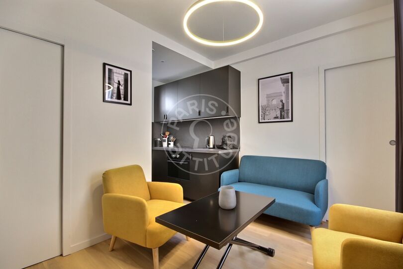 1 locale arredato - Parigi 75017 - 16800