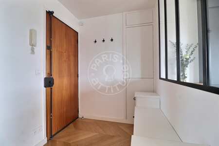 Entrée Appartement meublé - 65m²  - 2 chambres - République - Paris