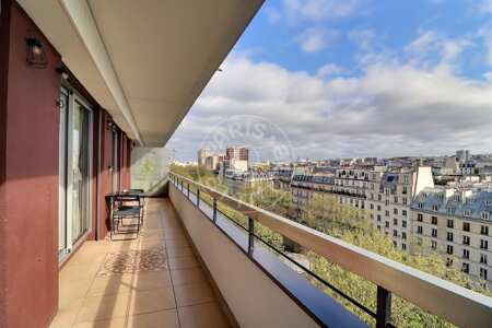 Balcon Appartement meublé - 65m²  - 2 chambres - République - Paris