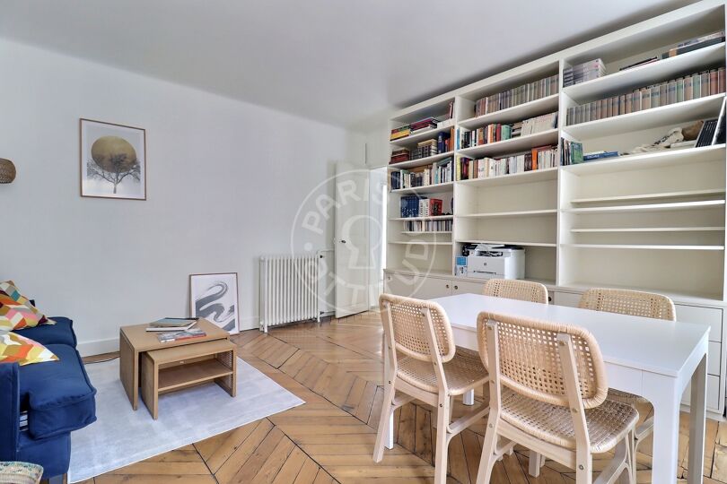 Estudio amueblado - París 75008 - 16827