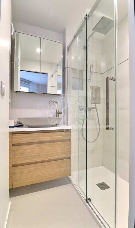 Badezimmer Möblierte wohnung - 38m²  - 1 Zimmer - Montmartre / Place des Abbesses - Paris