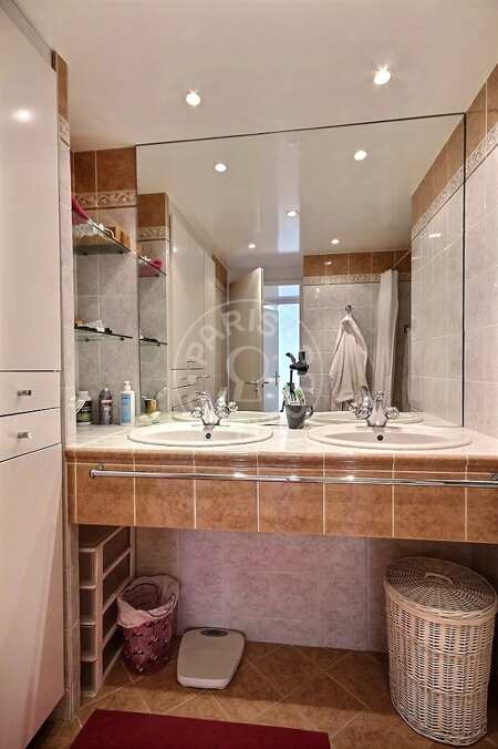 Bagno Appartamento arredato - 103m²  - 2 locali - Bir-Hakeim - Parigi