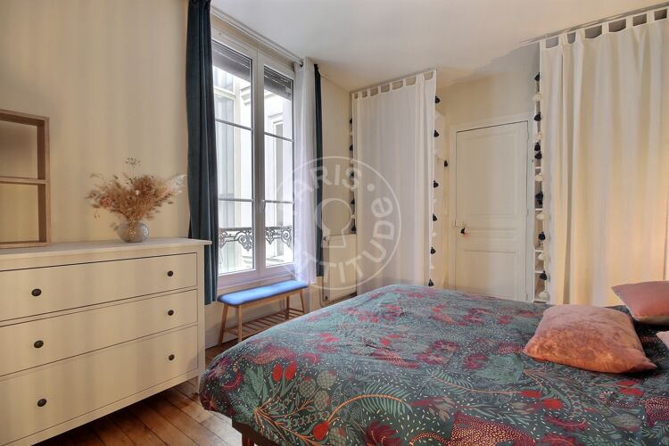 Bedroom - Furnished 2 bedrooms - Paris 75007 - 16841