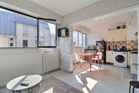 Salon Studio meublé - 26m²  - Riquet - Paris