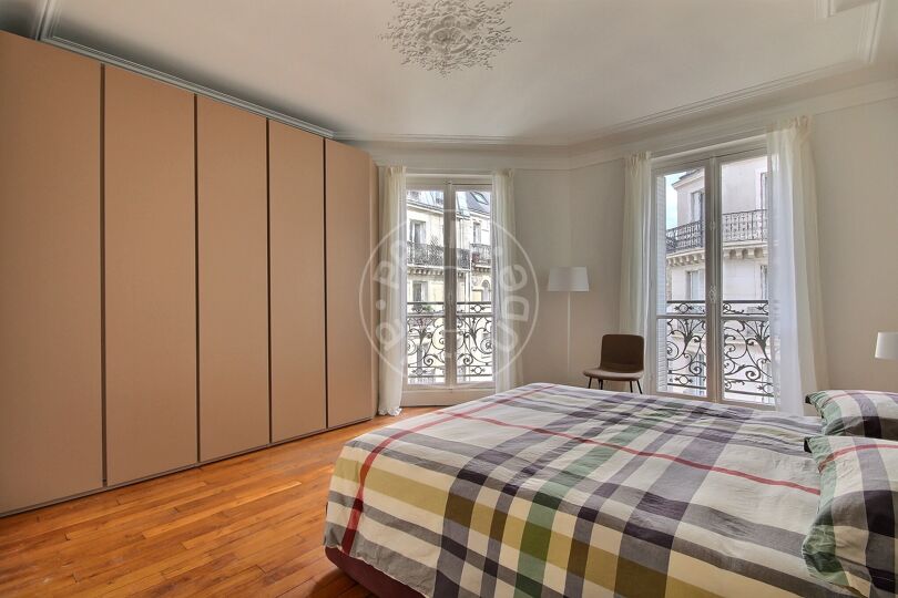 2 locali arredato - Parigi 75007 - 16864