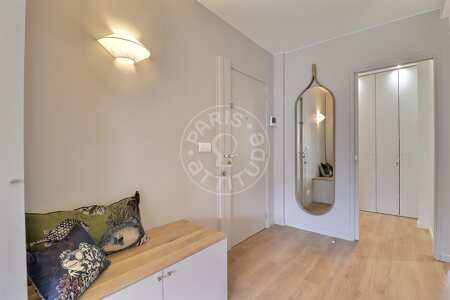 Entrada Piso amueblado - 83m²  - 2 dormitorios - Parc André Citroën - París