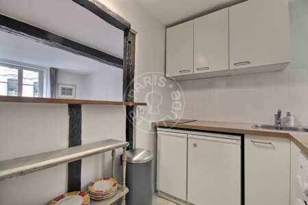 Kitchen Furnished studio - 29m²  - Madeleine - Paris
