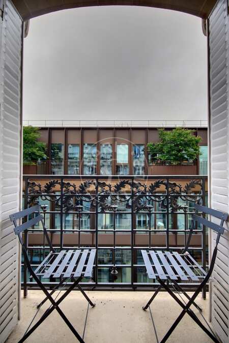 Balcon Appartement meublé - 74m²  - 2 chambres - Porte Maillot / Palais des Congrès - Paris