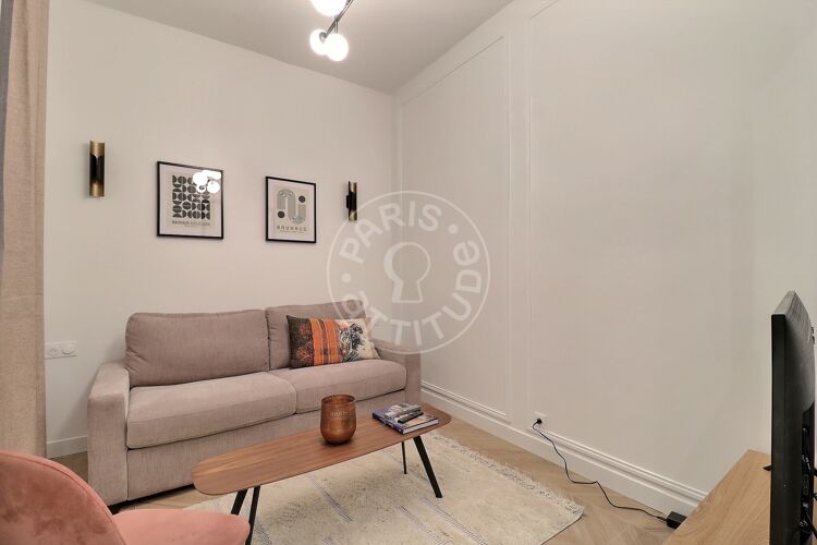 Sala - Quitinete mobiliado - Paris 75008 - 16893