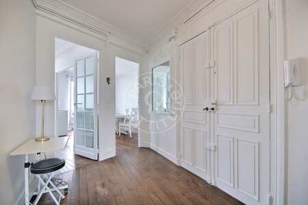 Entrada Apartamento mobilado - 59m²  - 1 quarto - Guy Môquet - Paris