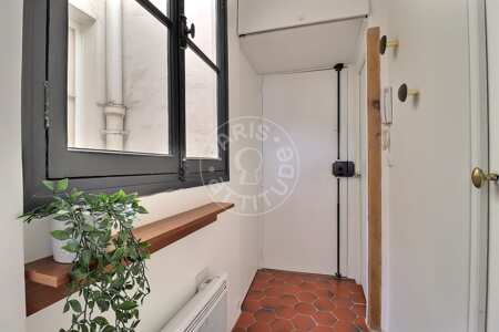 Entrada Piso amueblado - 37m²  - 1 dormitorio - Saint-Paul - París