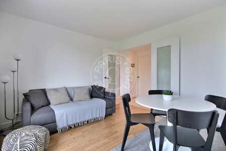 Living room Furnished apartment - 46m²  - 2 bedrooms - Convention - Paris