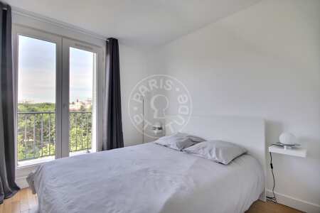 Bedroom Furnished apartment - 46m²  - 2 bedrooms - Convention - Paris