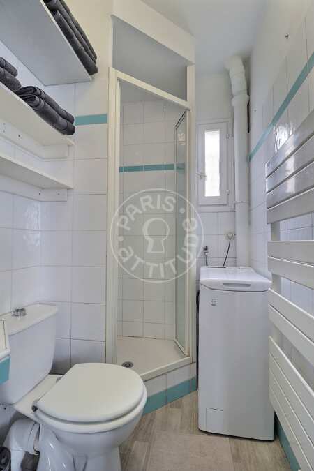 Badezimmer Möblierte wohnung - 67m²  - 2 Zimmer - Levallois-Perret