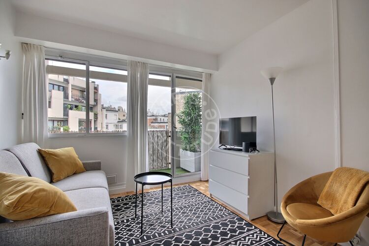 Salon - Studio meublé - Paris 75018 - 16924