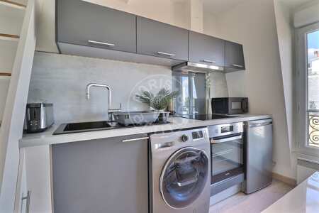 Cucina Mansardato arredato - 20m²  - Montmartre / Place des Abbesses - Parigi