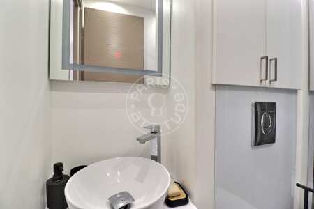 Bagno Mansardato arredato - 20m²  - Montmartre / Place des Abbesses - Parigi