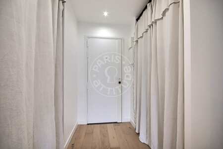 Entrada Apartamento mobilado - 45m²  - 1 quarto - Oberkampf - Paris
