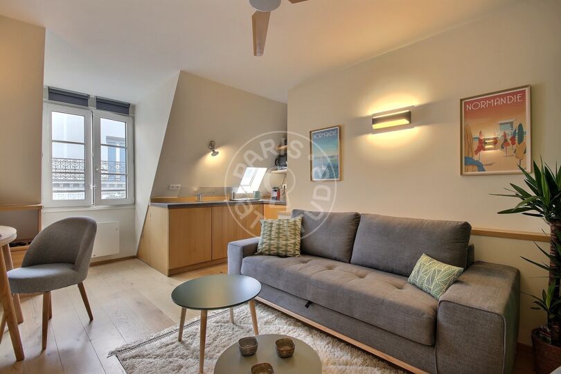 1 locale arredato - Parigi 75009 - 16936