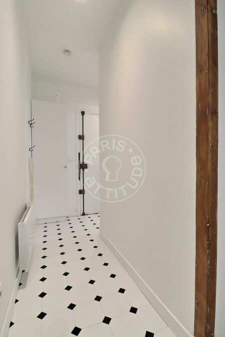 Entrance Furnished apartment - 51m²  - 2 bedrooms - Batignolles - Paris