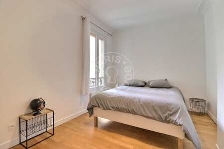 Bedroom Furnished apartment - 51m²  - 2 bedrooms - Batignolles - Paris
