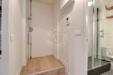 Entrance Furnished studio - 21m²  - Place des Vosges - Paris