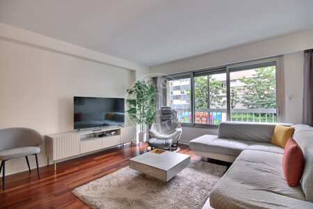 Living room Furnished apartment - 79m²  - 2 bedrooms - Ledru-Rollin - Paris