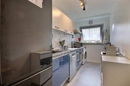 Kitchen Furnished apartment - 79m²  - 2 bedrooms - Ledru-Rollin - Paris