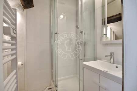Badezimmer Möblierte studio - 22m²  - Jules Joffrin - Mairie du 18ème - Paris