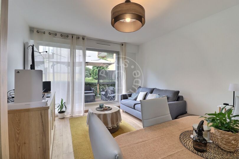 Möblierte 1 Zimmer - Courbevoie 92400 - 16980