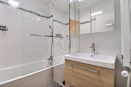 Badezimmer Möblierte wohnung - 41m²  - 1 Zimmer - Courbevoie