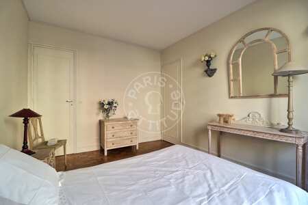 Quarto Apartamento mobilado - 68m²  - 1 quarto - Pereire - Paris