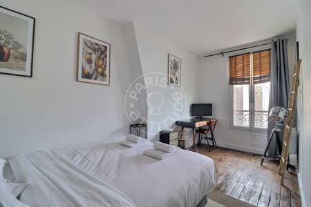 Bedroom Furnished apartment - 65m²  - 2 bedrooms - Levallois-Perret