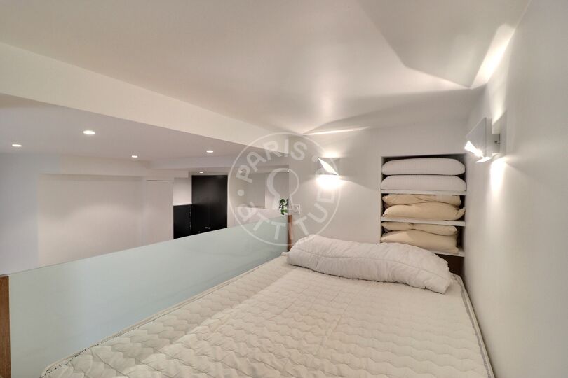 Monolocale arredato - Parigi 75018 - 16993