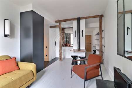 Salon Appartement meublé - 33m²  - 1 chambre - Montmartre / Place des Abbesses - Paris