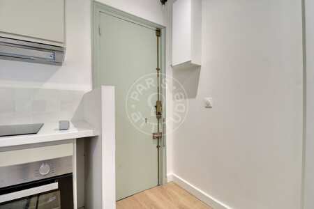 Entrada Apartamento mobilado - 32m²  - 1 quarto - Clichy