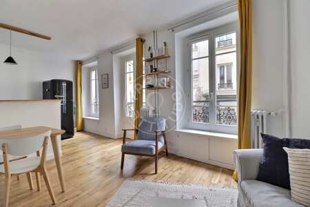 Wohnzimmer Möblierte wohnung - 49m²  - 2 Zimmer - Montmartre / Place des Abbesses - Paris