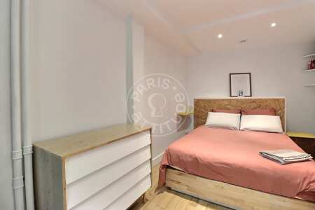 Schlafzimmer Möblierte wohnung - 49m²  - 2 Zimmer - Montmartre / Place des Abbesses - Paris