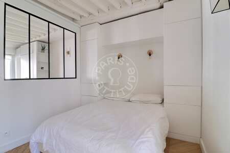 Camera da letto Mansardato arredato - 32m²  - Invalides - Parigi