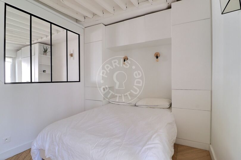 Mansardato arredato - Parigi 75007 - 17028