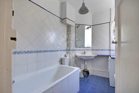 Bathroom Furnished apartment - 34m²  - 1 bedroom - Arc de Triomphe - Paris
