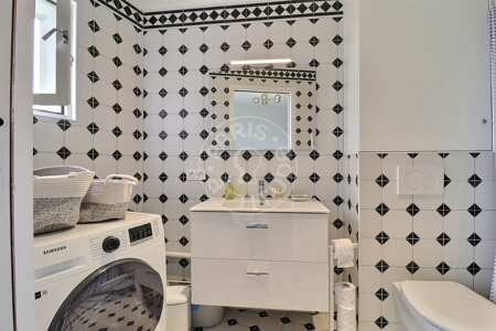 Baño Piso amueblado - 40m²  - 1 dormitorio - Madeleine - París