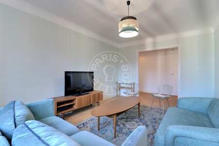 Living room Furnished apartment - 91m²  - 2 bedrooms - Montmartre / Place des Abbesses - Paris