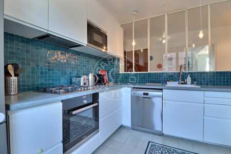 Kitchen Furnished apartment - 91m²  - 2 bedrooms - Montmartre / Place des Abbesses - Paris