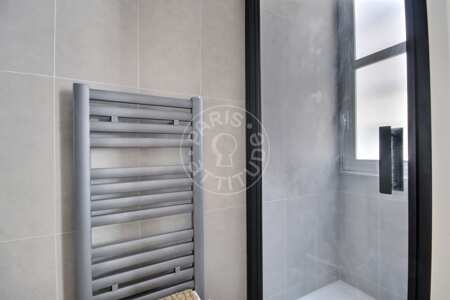 Baño Piso amueblado - 37m²  - 1 dormitorio - Invalides - París