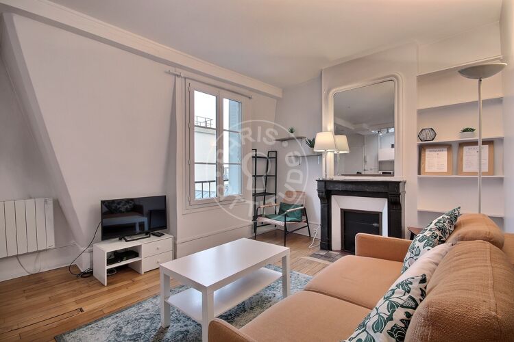 Living room - Furnished 1 bedroom - Paris 75009 - 17074
