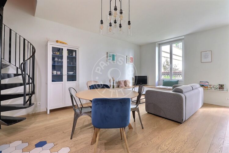 Living room - Furnished 2 bedrooms - Paris 75017 - 17086