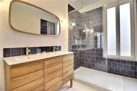 Casa de banho Apartamento mobilado - 69m²  - 1 quarto - Buttes-Chaumont - Paris